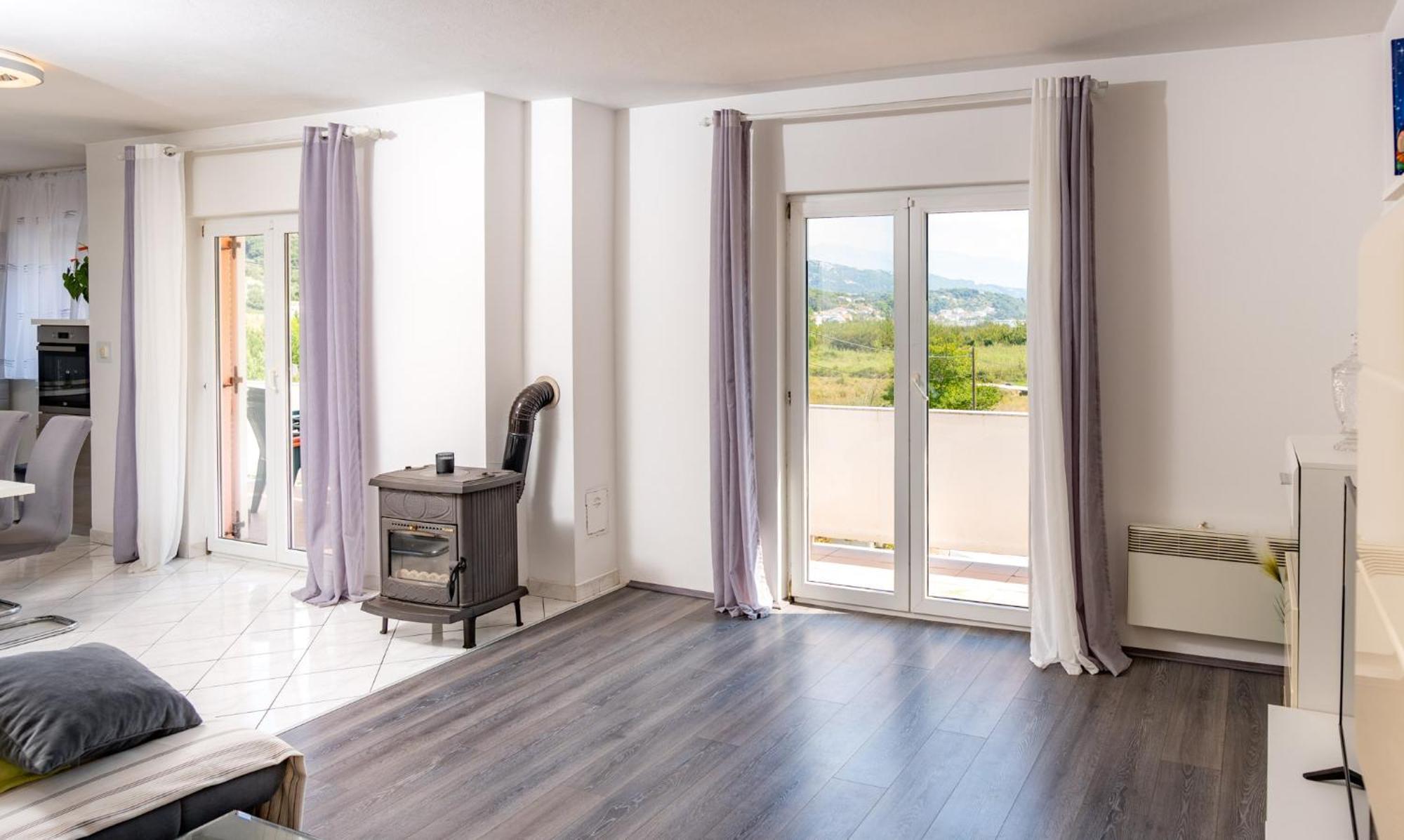 Apartments Lores Rab Town Buitenkant foto